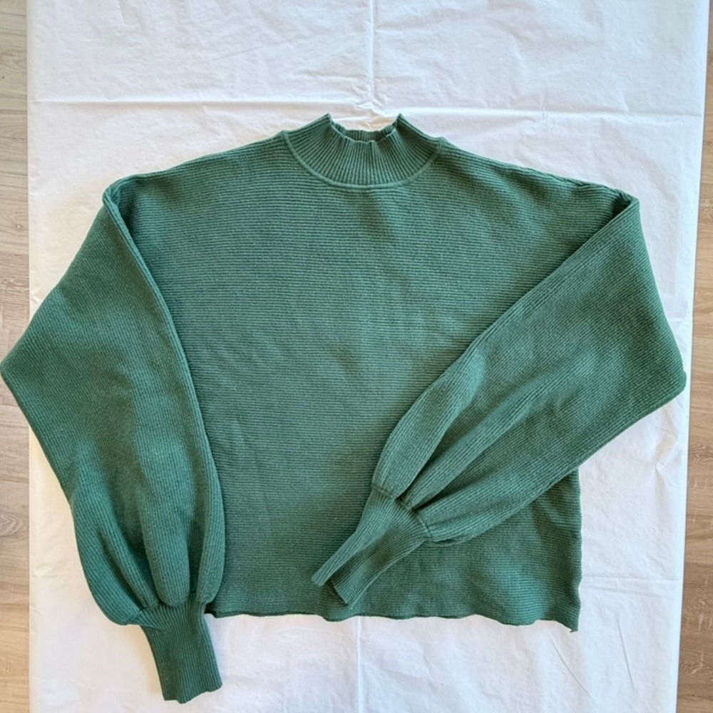 Tahari Sweater Womens Large Green Good Ribbed Mock Neck Balloon Sleeve UWT3014
